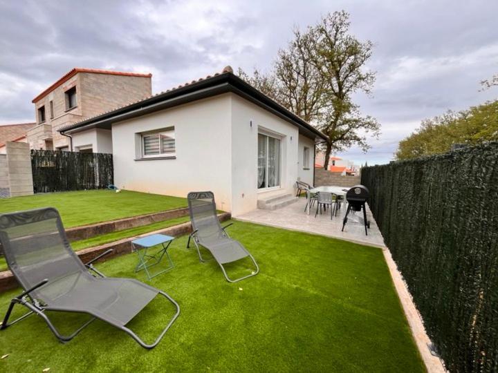 L'Eden Des Aspres Vila Thuir Exterior foto