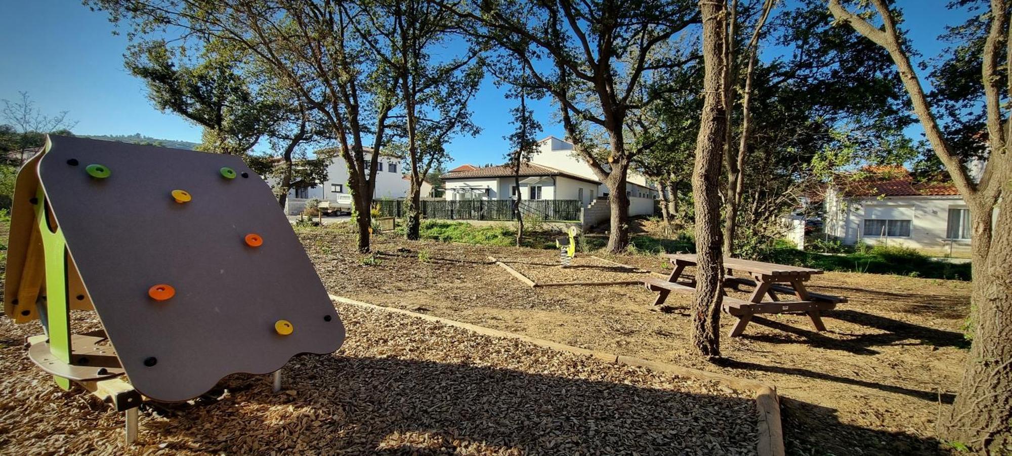 L'Eden Des Aspres Vila Thuir Exterior foto
