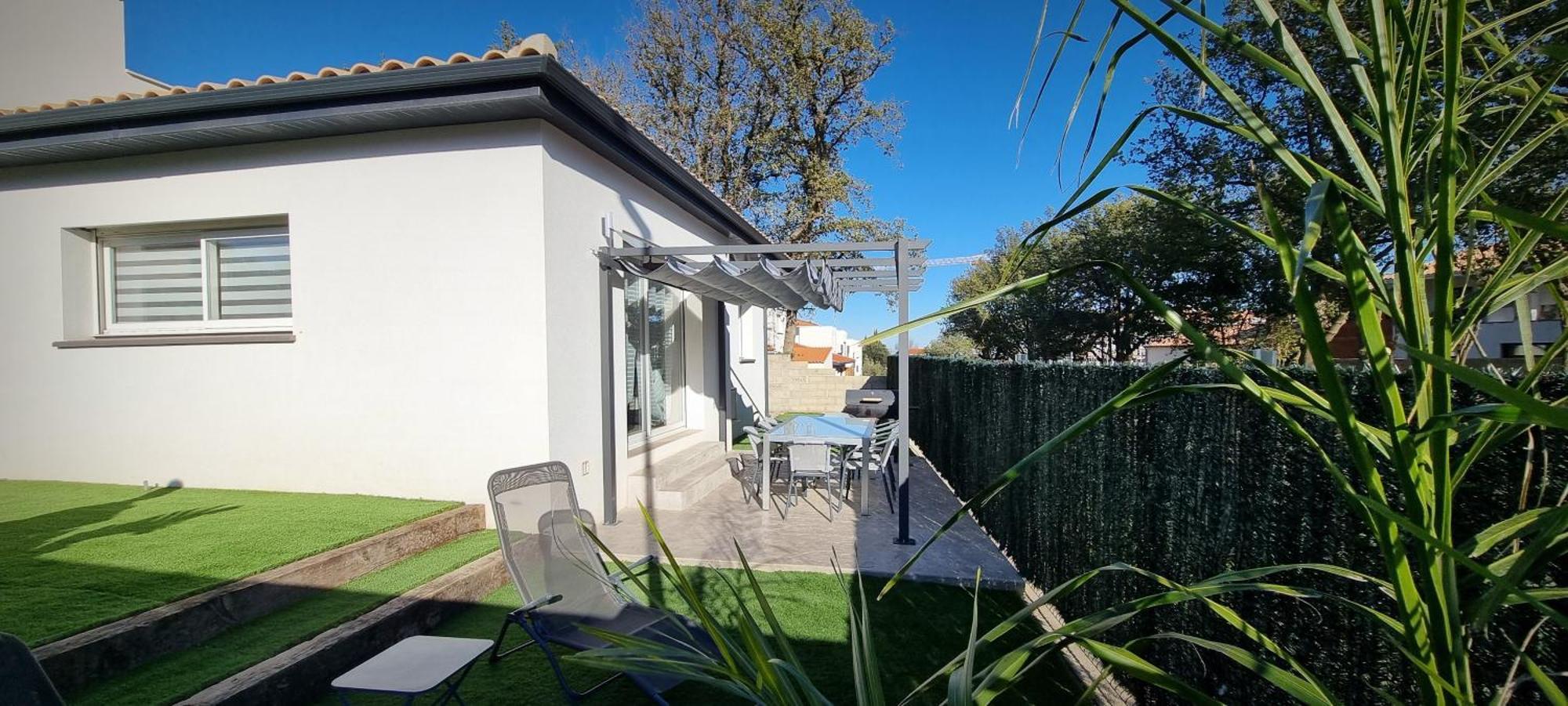 L'Eden Des Aspres Vila Thuir Exterior foto